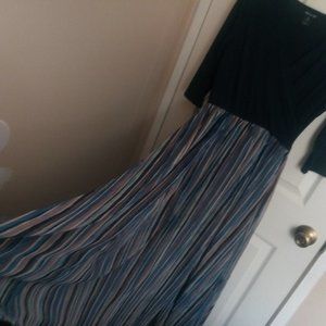 Kate & Lily Maxi Dress, Mid Length Sleeve, size 6